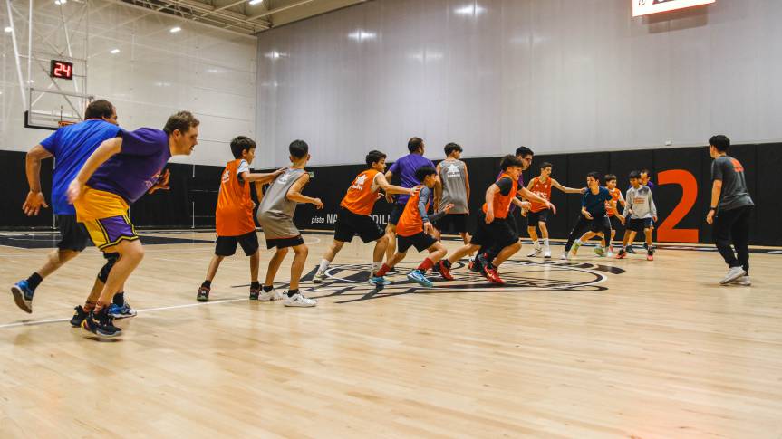 L’Alqueria del Basket y la Asociación ADERES unidos por una gran causa