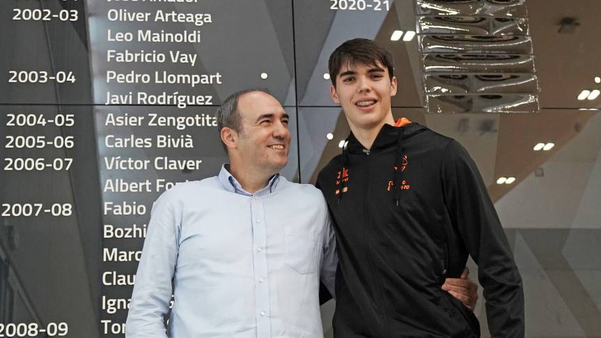 Lucas Marí: “I dreamed of appearing in the Mur dels Somnis with my father in the club of my life”