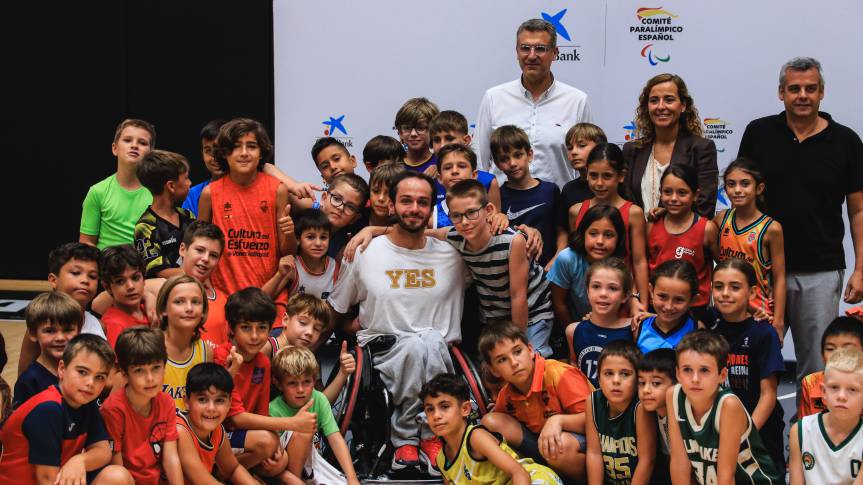 Valencia Basket y CaixaBank acercan el deporte paralímpico a los más jóvenes con el programa Empower Kids
