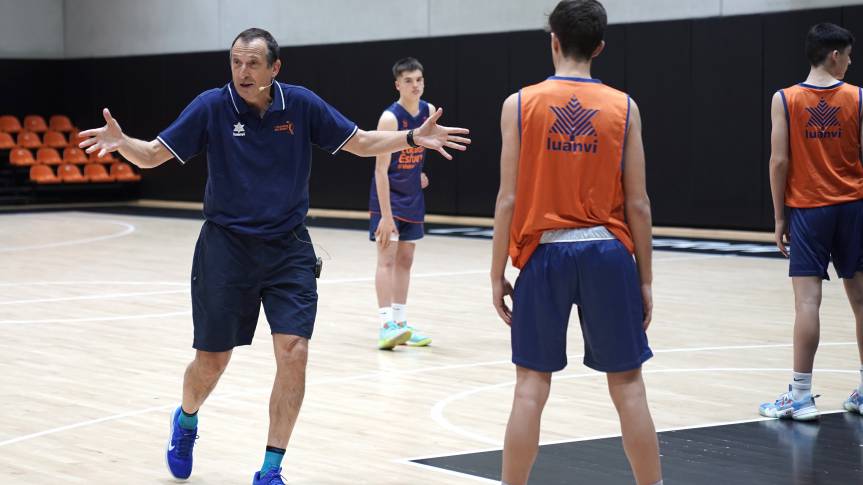 Maldonado: “Aconselle als entrenadors joves que tinguen il·lusió pel joc”