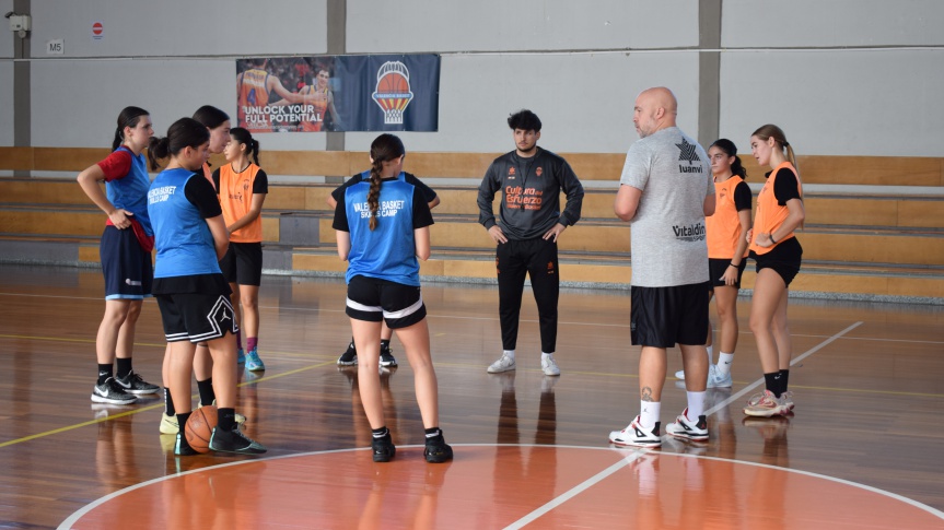 Valencia Basket continues to grow in Greece and Cyprus