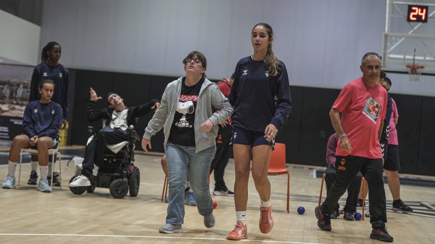Valencia Basket begins the second season of “Training with Referents”, reinforcing its commitment to inclusion and values education.