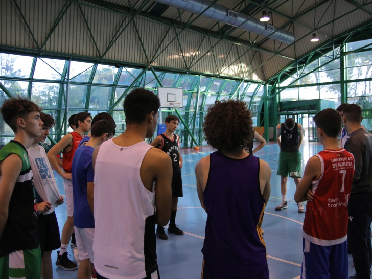 El XI Campus de Navidad de Valencia Basket ya es una realidad