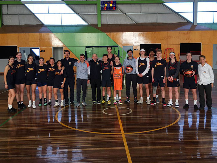 Exitosa llegada de Valencia Basket a Australia