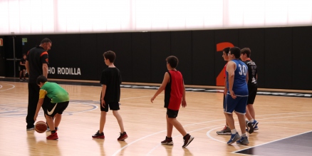 Slide-3 Campus de Pascua de Valencia Basket